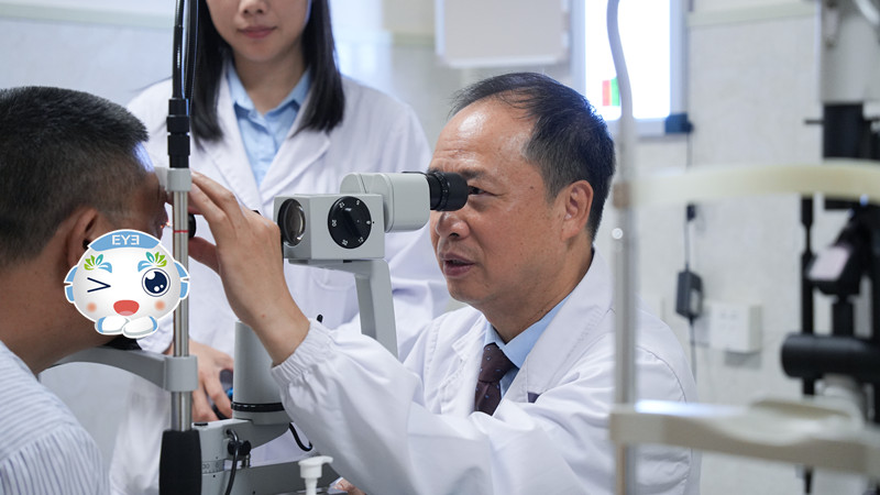 超高度近视遇上“水眼”白内障，东莞爱尔个性化方案攻克高难度手术